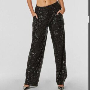 Noli black sequin cargo dress pants - Party season perfection! $198 retail Sz 6